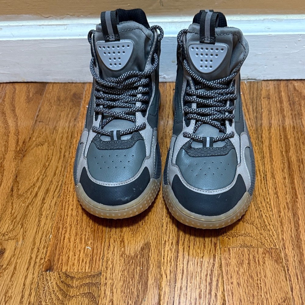 Zara Kids High-Top Sneakers - Black and Gray
